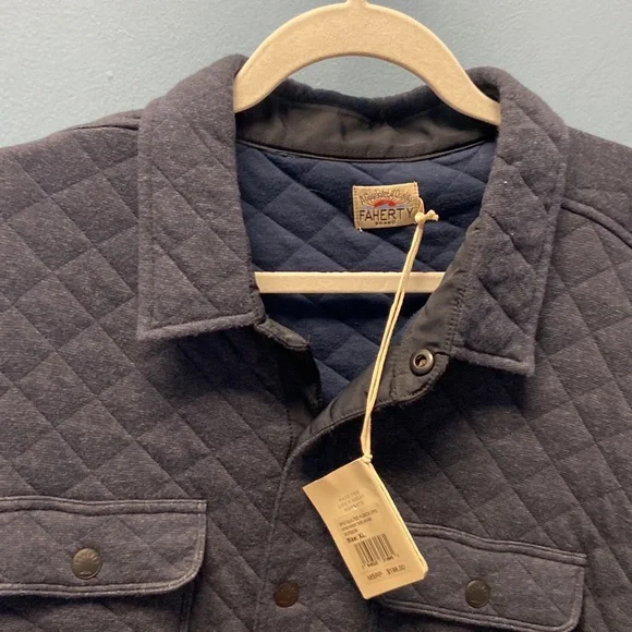 Faherty Navy Button Up Jacket. Brand new with tags - Picture 2 of 3